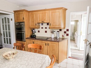 Fridge, dishwasher, electric kettle, toaster