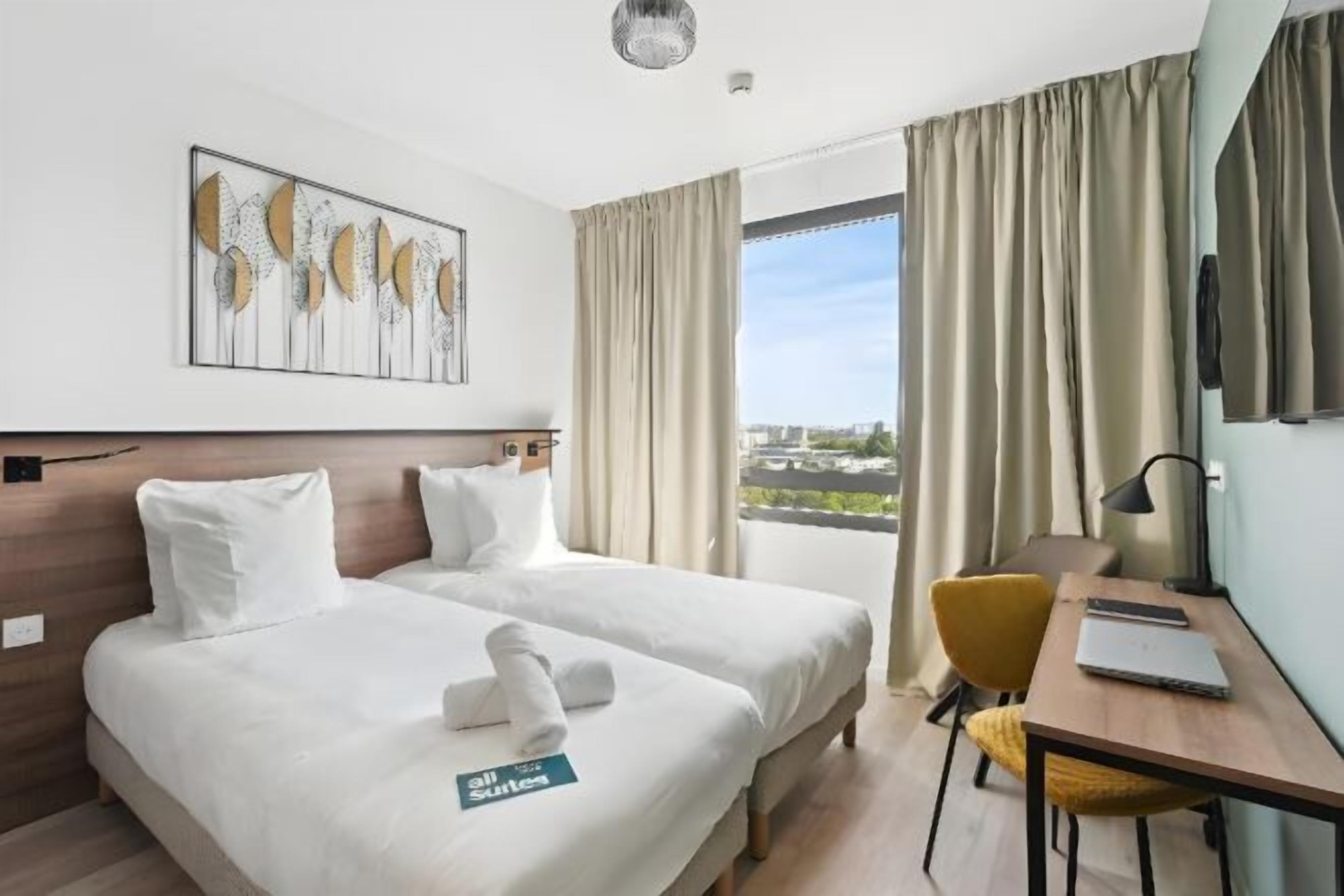 Hochwertige Bettwaren, Bügeleisen/Bügelbrett, kostenloses WLAN