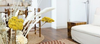 Relaxing Retreat with Terrace & Sea Views - Sleeps 4