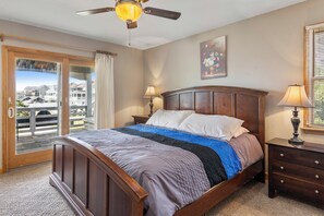 8 chambres, fer et planche à repasser, Wi-Fi, literie fournie