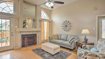 TV, fireplace, offices