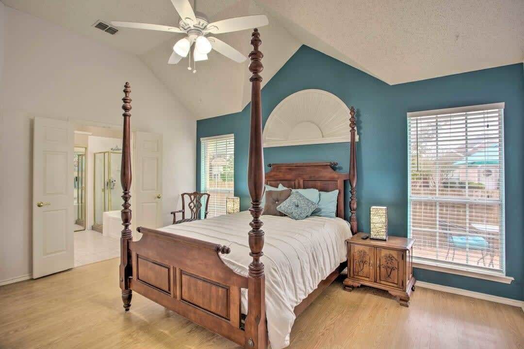 3 chambres, fer et planche à repasser, Wi-Fi, draps fournis