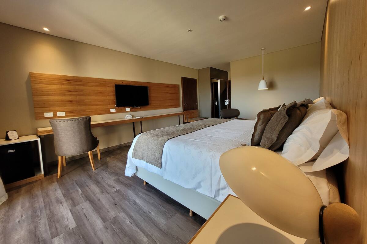 Superior-Zimmer | 1 Schlafzimmer, hochwertige Bettwaren, Daunenbettdecken
