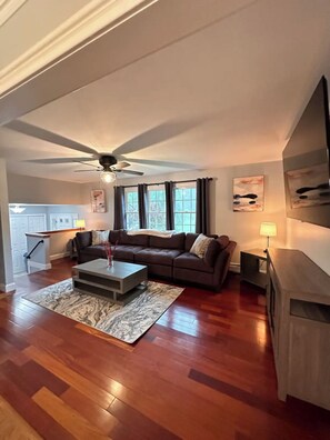 Téléviseur connecté, foyer