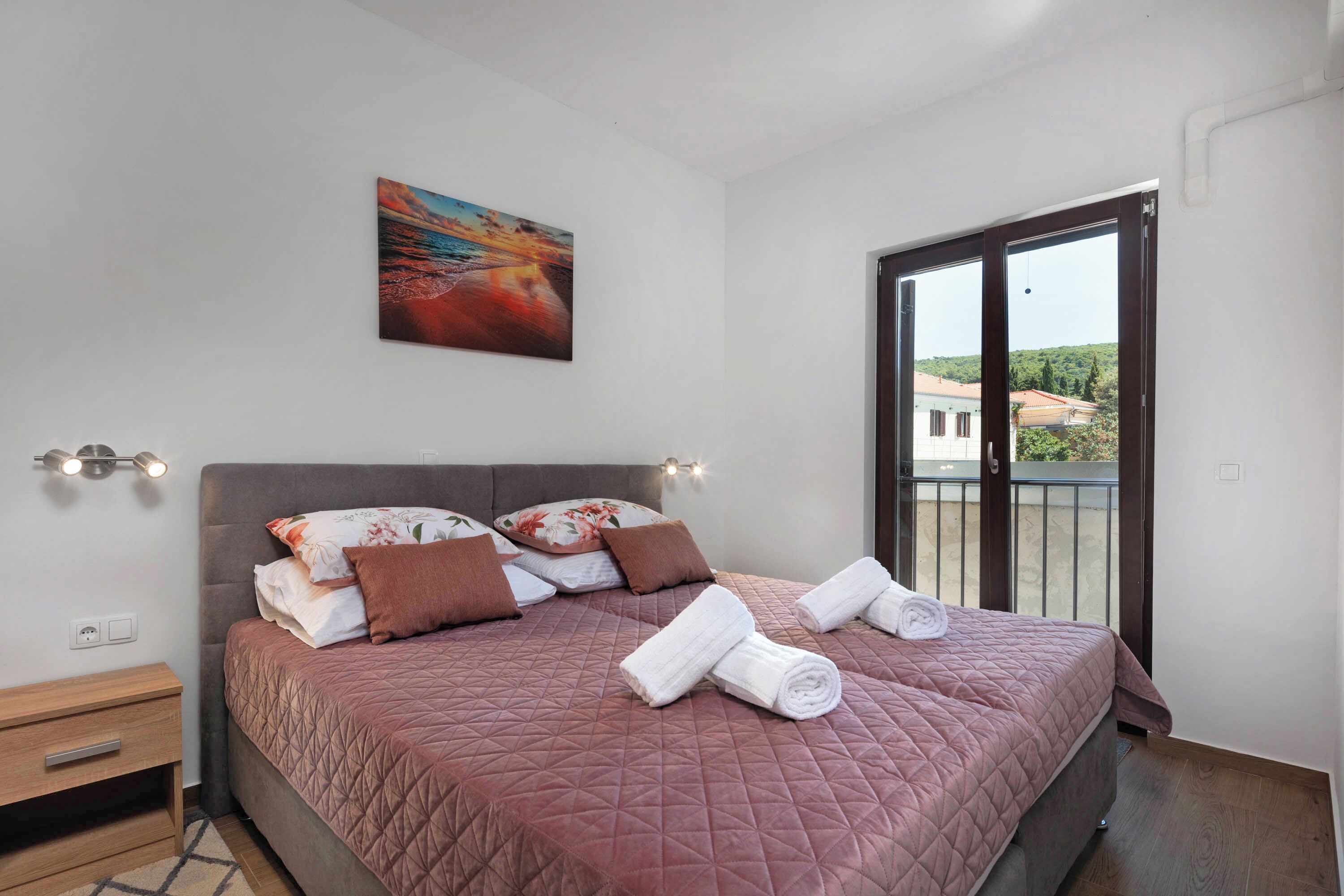 Family Apartment, Multiple Bedrooms, Sea Facing (Seafront Apartment Nana 1) | 2 bedrooms, free WiFi, bed sheets