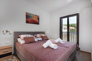 2 bedrooms, free WiFi, bed sheets