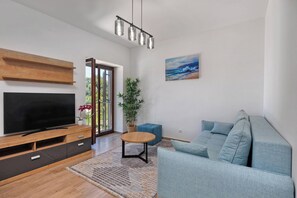 Family Apartment, Multiple Bedrooms, Sea Facing (Seafront Apartment Nana 1) | Living area