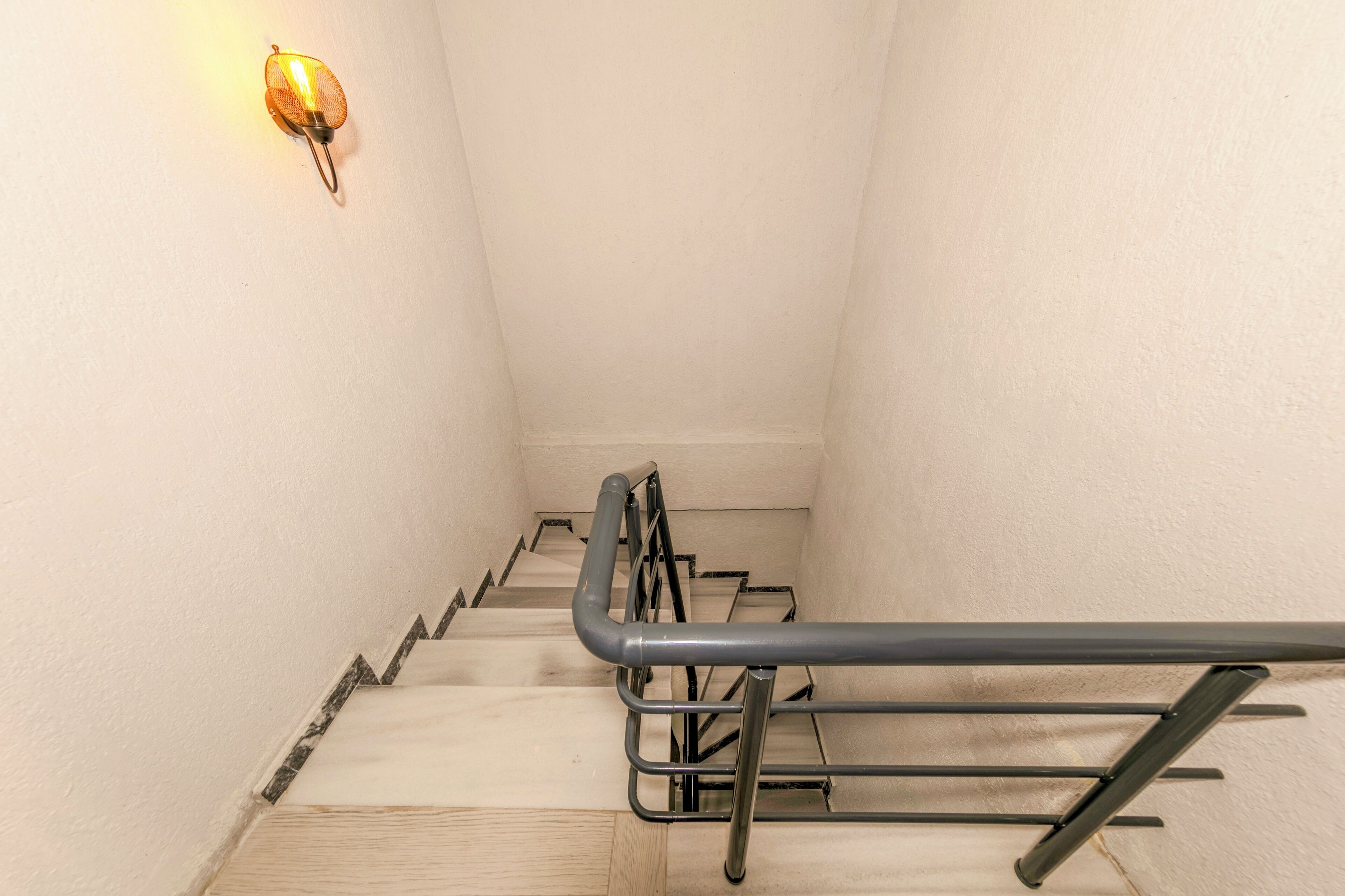 Appartement Duplex Confort | Salle de bain | Douche, sèche-cheveux, serviettes fournies