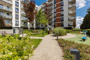 Exterior - Apartament Jutrzenki Warsaw by Renters (Warsaw)