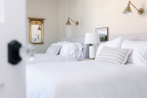 Luxury Room | Egyptian cotton sheets, premium bedding, pillowtop beds