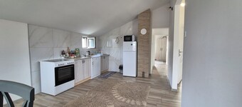 Cozy, Fully Equipped, Free parking & Wifi, Quiet, 2BD