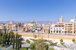 Exterior - Phaedrus Living Plateia Suite Verde (Nicosia)