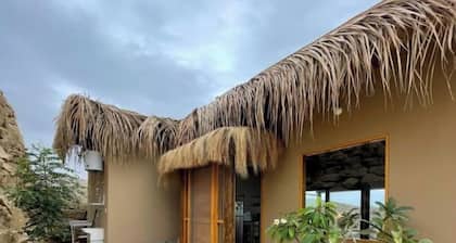 Villa-neem. Amplia, Cómoda y Tranquila