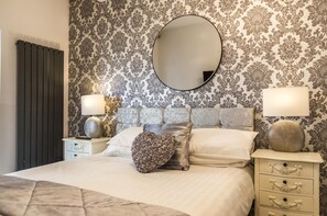 3 habitaciones, ropa de cama de alta calidad y ropa de cama