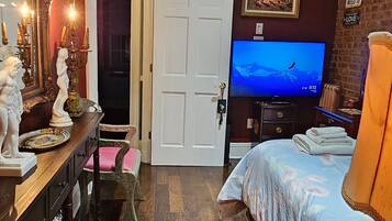 3 chambres, coffres-forts dans les chambres, fer et planche Ă repasser