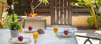Anas Kiti Seaside Villa