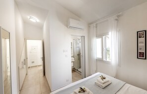 5 Schlafzimmer, Zimmersafe, Bügeleisen/Bügelbrett, kostenloses WLAN