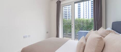 2 chambres, fer et planche Ă repasser, Wi-Fi gratuit, draps fournis