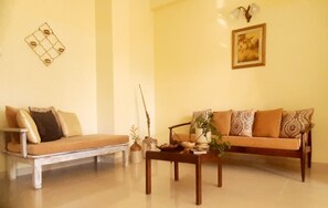 Living area - Classy One Bedroom Apartment in Colombo 
Peaceful ,Comfortable and Convenient  (Colombo)