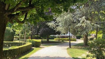 Enceinte de lâhĂ©bergement