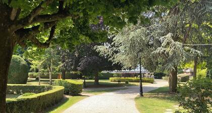 Studio 35m2 near Versailles * Paris 20 min *