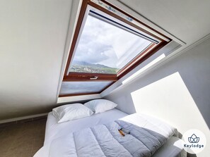 2 عدّة غرف نوم ومكواة/لوح كي وواي فاي مجانًا