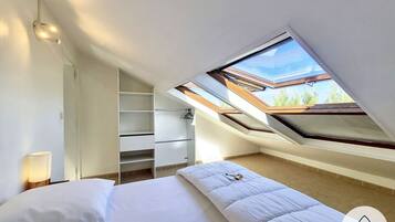 2 chambres, fer et planche à repasser, Wi-Fi gratuit