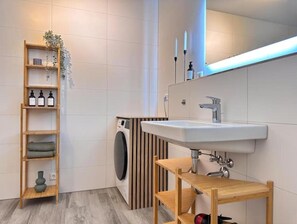 Interior - Appartio-110 M2-6 Pers-kh Nähe (Villingen-Schwenningen)