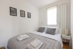 1 soverom, strykejern/-brett, wi-fi og sengetøy
