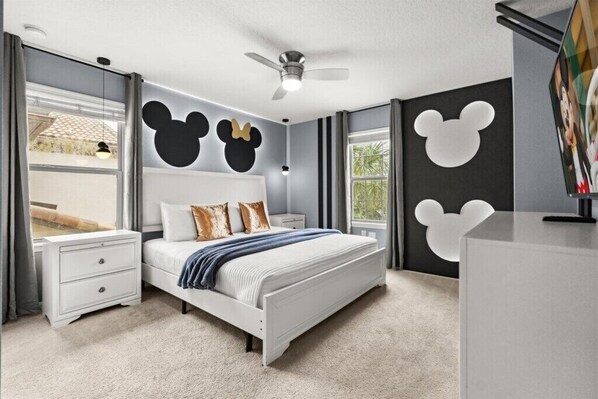 7 bedrooms, iron/ironing board, WiFi, bed sheets