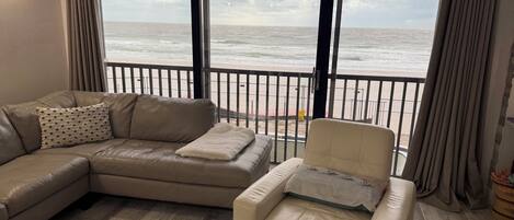 Älytelevisio, DVD-soitin, tulostin