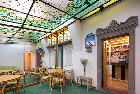 Bar (on property) - Hotel City (Florence)