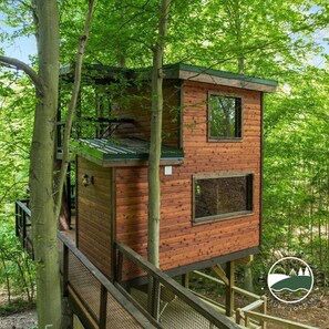 Exterior - Set of 2 Treehouses in Hocking Hills Adventure! (Falls Township)