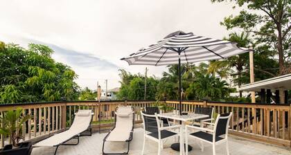 311 Upper · Upper Unit-NEW 2/1 Walk to EVERYTHING & Roof Deck!