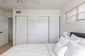 3 Schlafzimmer, Bügeleisen/Bügelbrett, WLAN, Bettwäsche