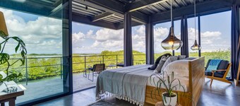 Casa Balam: Luxury Waterfront Villa, Private chef incl, 40ft Pool & Rooftop Bar