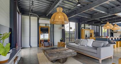 Casa Balam, A Stunning Waterfront Villa, w/Boat, 40ft Pool & Rooftop Bar
