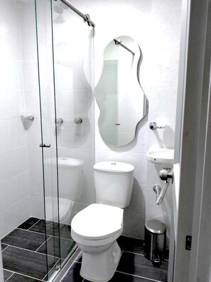 Basic-Apartment | Badezimmer
