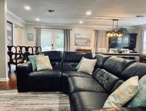 Smart TV, DVD player, books, printers