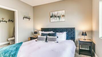 2 dormitorios, tabla de planchar con plancha, wifi y ropa de cama