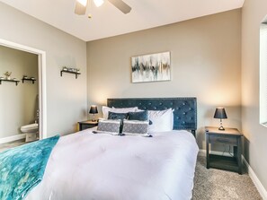 2 sovrum, strykjärn/strykbräda, wi-fi och sängkläder