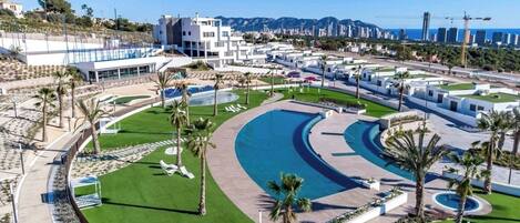 Indoor pool, outdoor pool