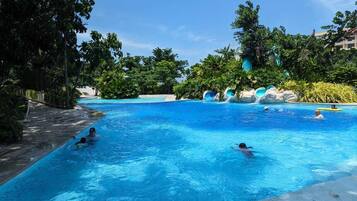 Udendørs pool