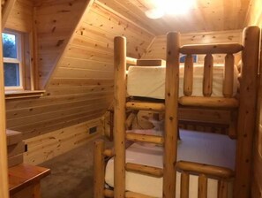 4 chambres, draps fournis, accès pour personnes à mobilité réduite