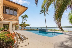 Immagine non classificata, 3 di 41, pulsante