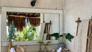 Shower, rainfall showerhead, towels