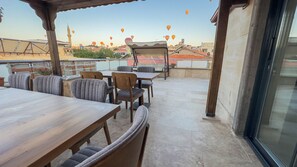 Desayuno buffet incluido todos los días 