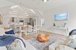 Téléviseur connecté, jeux vidéo, table de baby-foot