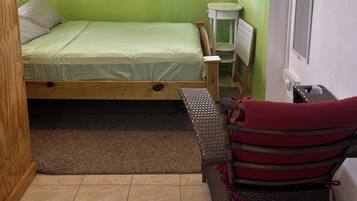 3 bedrooms, desk, travel crib, free WiFi