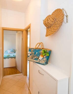 2 bedrooms, iron/ironing board, WiFi, bed sheets - Apartment 3 beaches with free parking (Dubrovnik)